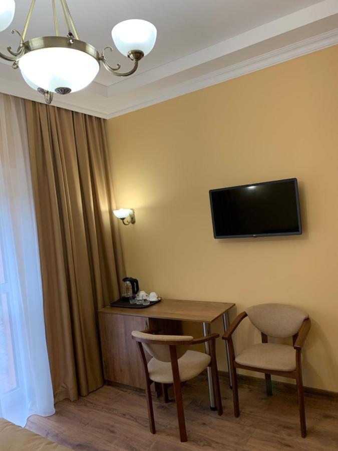 Сонячна Соната Otel Polyana  Dış mekan fotoğraf